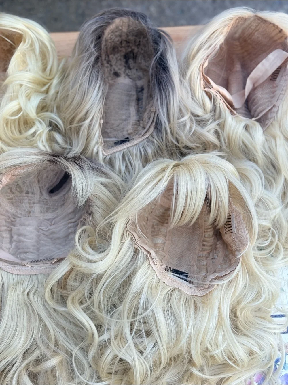 New & Used Blonde Layered Women's Wig - Natural Blonde - Picture 5 of 10